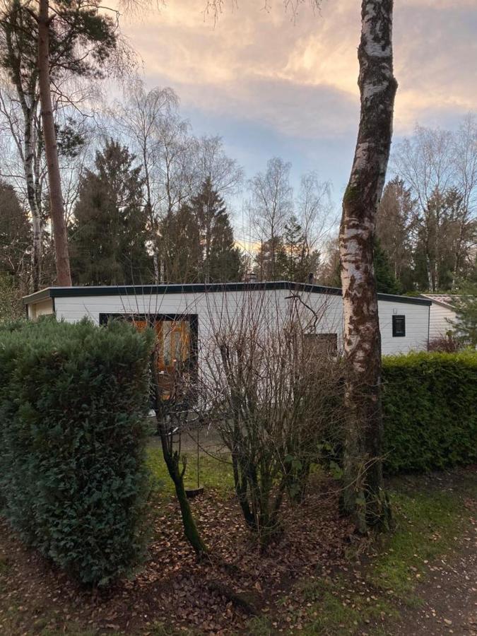 Sfeervolle Chalet Op De Veluwe In Hoenderloo Hotel Exterior foto